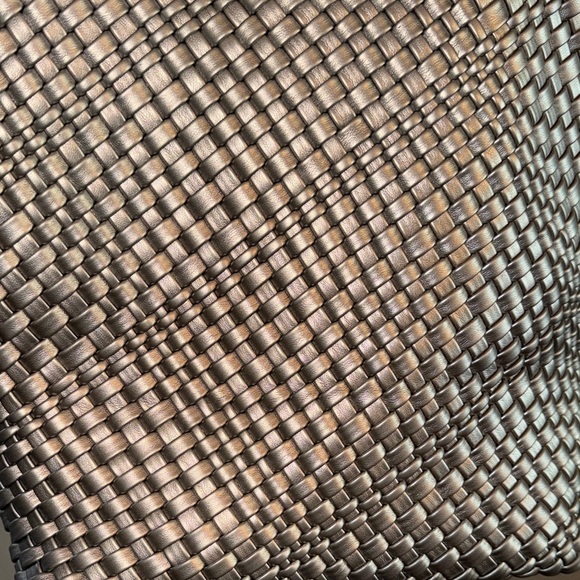 Chic Metallic Woven Tote Bag - Picture 3 of 5
